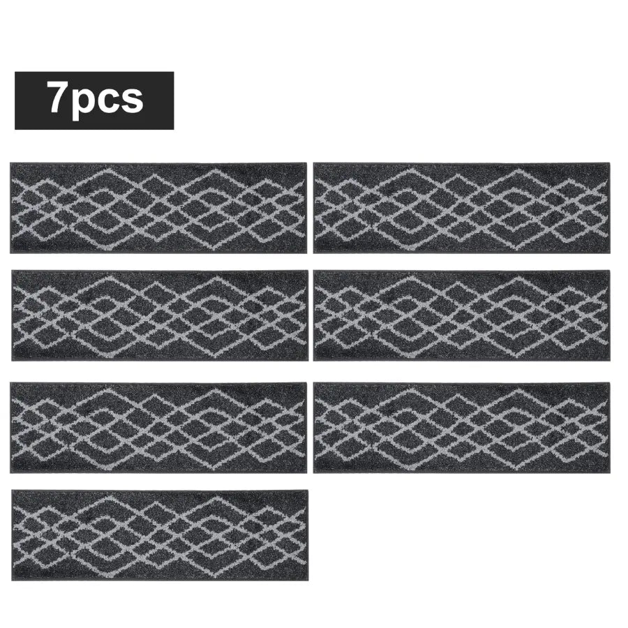 7pc Black Classic Geometric Carpet Stairs